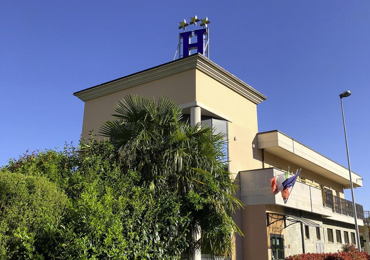 Caprice Hotel Avigliana Exterior photo